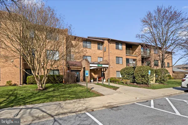 $250,000 | 15300 Pine Orchard Drive, Unit 852H, Silver Spring, MD 20906