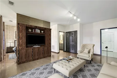 $739,900 | 196 Mystic Court, Atlanta, GA 30342