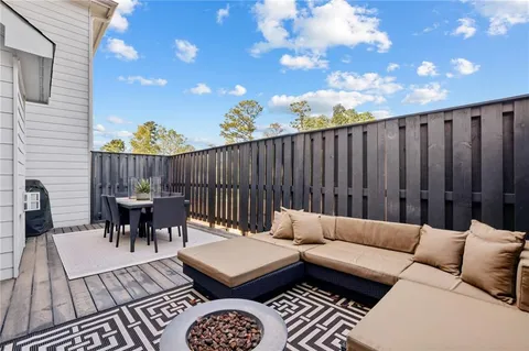 $739,900 | 196 Mystic Court, Atlanta, GA 30342