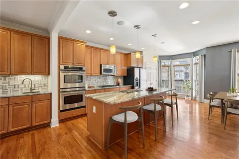 $739,900 | 196 Mystic Court, Atlanta, GA 30342