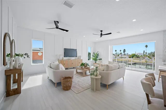 $3,699,000 | 534 Crystal Drive, Madeira Beach, FL 33708