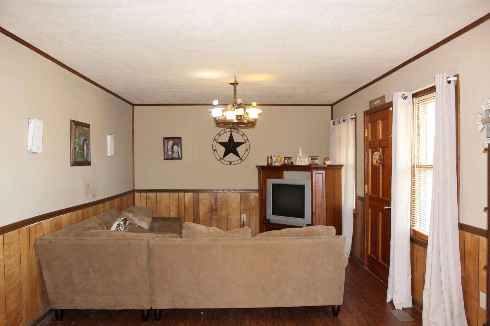 7021 Burnt Knob Road Murfreesboro, TN 37129 - Photo 4 of 29 Living area