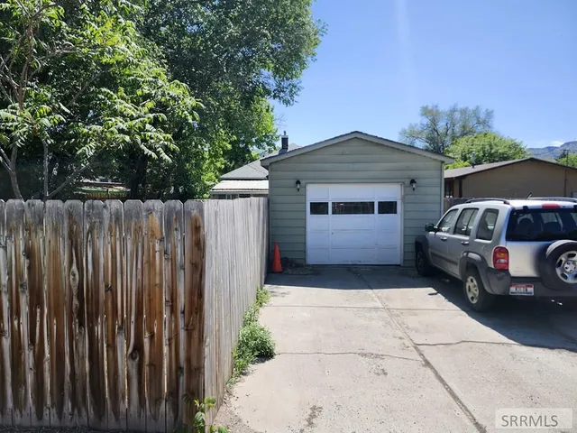 $239,900 | 1220 North Garfield Avenue, Pocatello, ID 83204