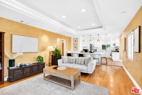 $1,700,000 | 5910 West 77th Place, Los Angeles, CA 90045