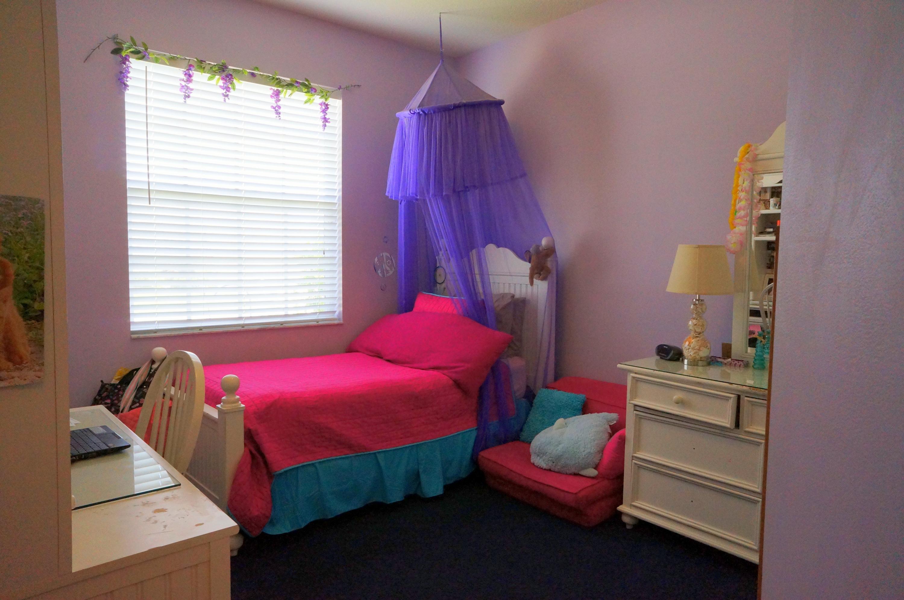 447 Southwest Talquin Lane Port St. Lucie, FL 34986 - Photo 27 of 36 3rd Bedroom