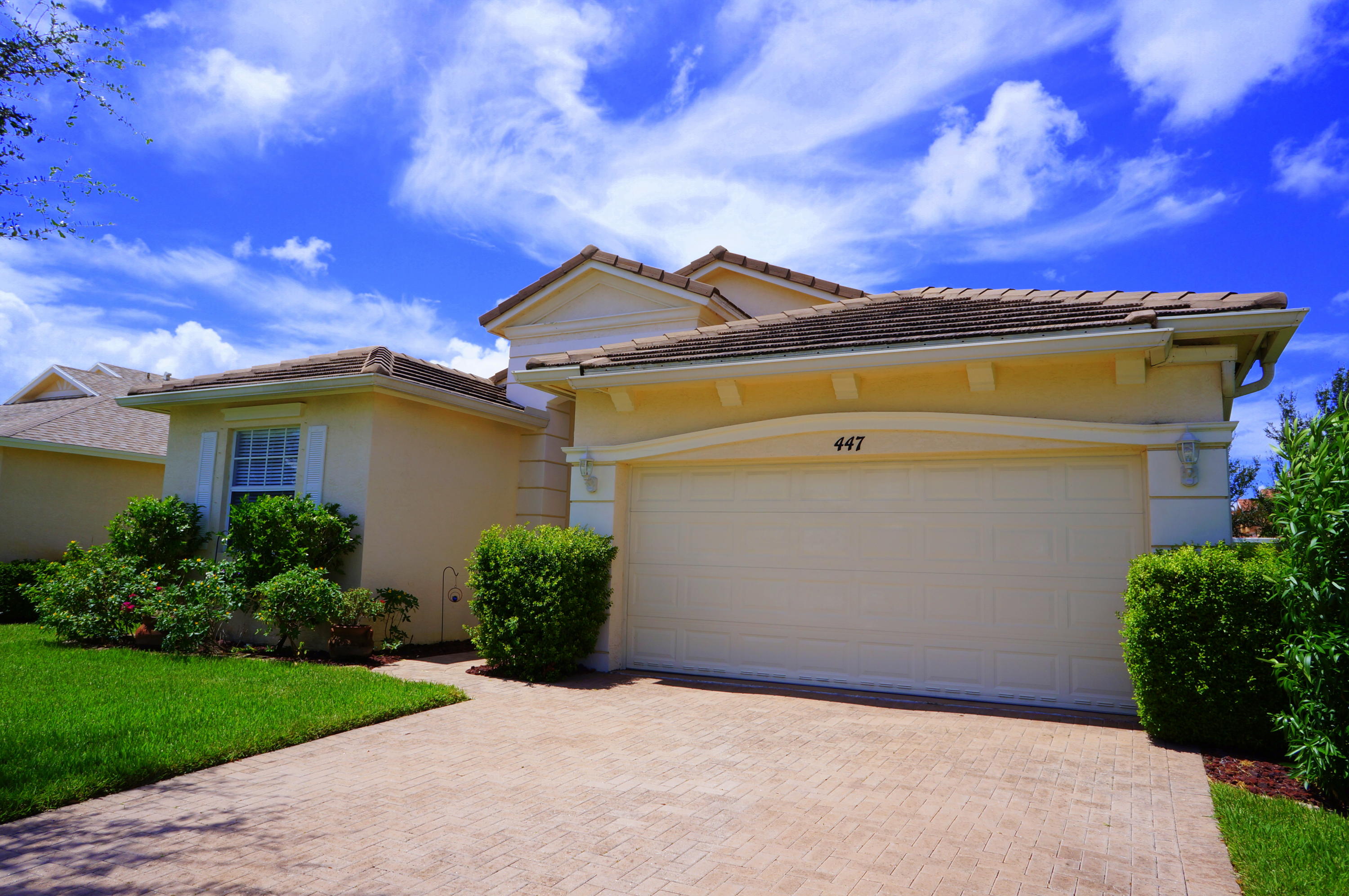 447 Southwest Talquin Lane Port St. Lucie, FL 34986 - Photo 6 of 36 Lake Forest