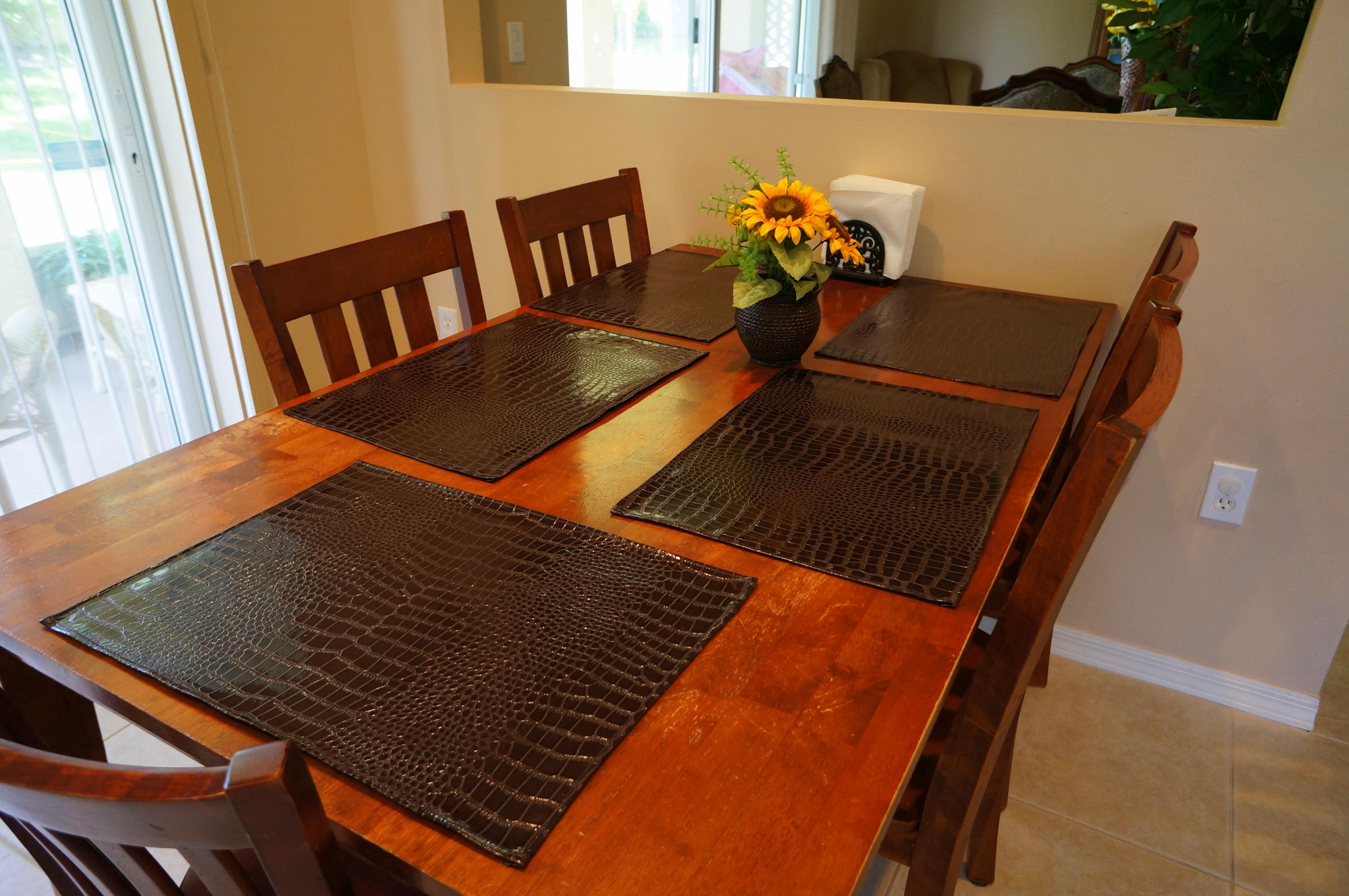 447 Southwest Talquin Lane Port St. Lucie, FL 34986 - Photo 7 of 36 Kitchen Dining