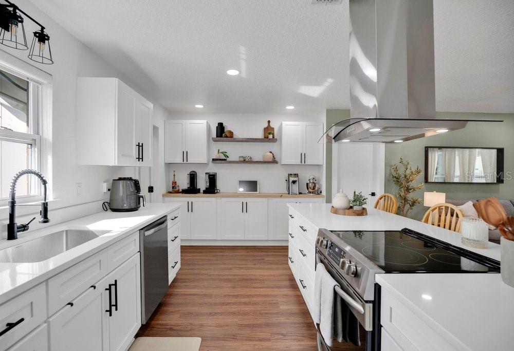 400 Shady Banks Road Altamonte Springs, FL 32714 - Photo 4 of 26