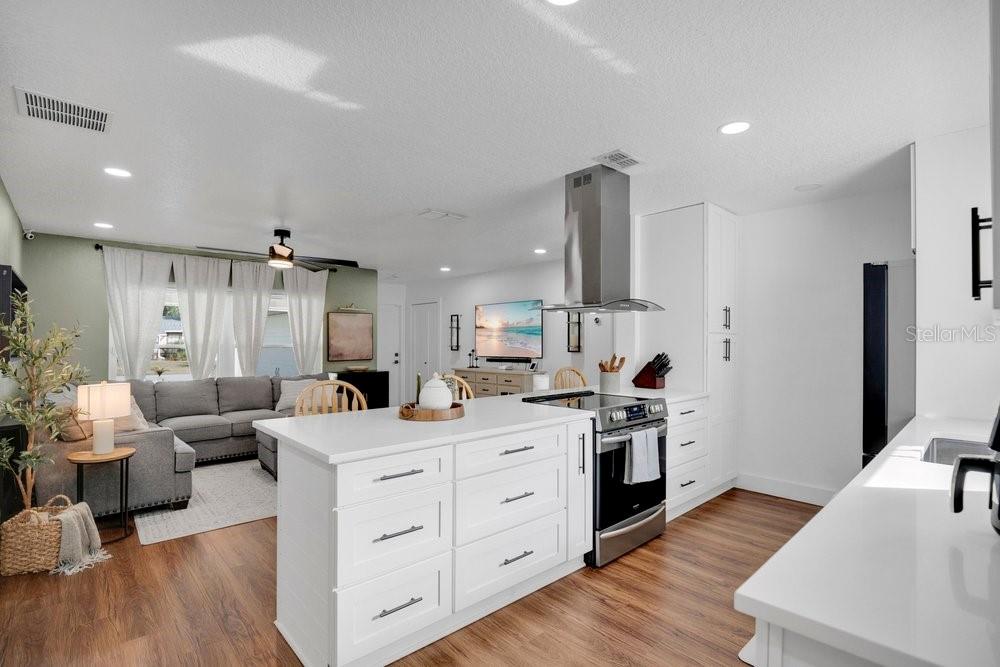 400 Shady Banks Road Altamonte Springs, FL 32714 - Photo 5 of 26