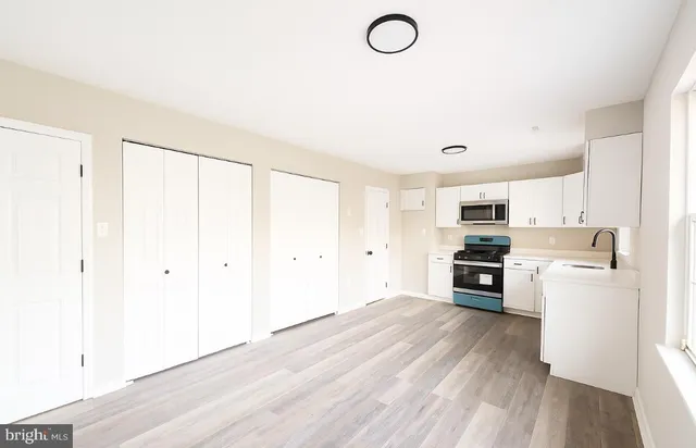 $320,000 | 687 Fairview Avenue, Hammonton, NJ 08037