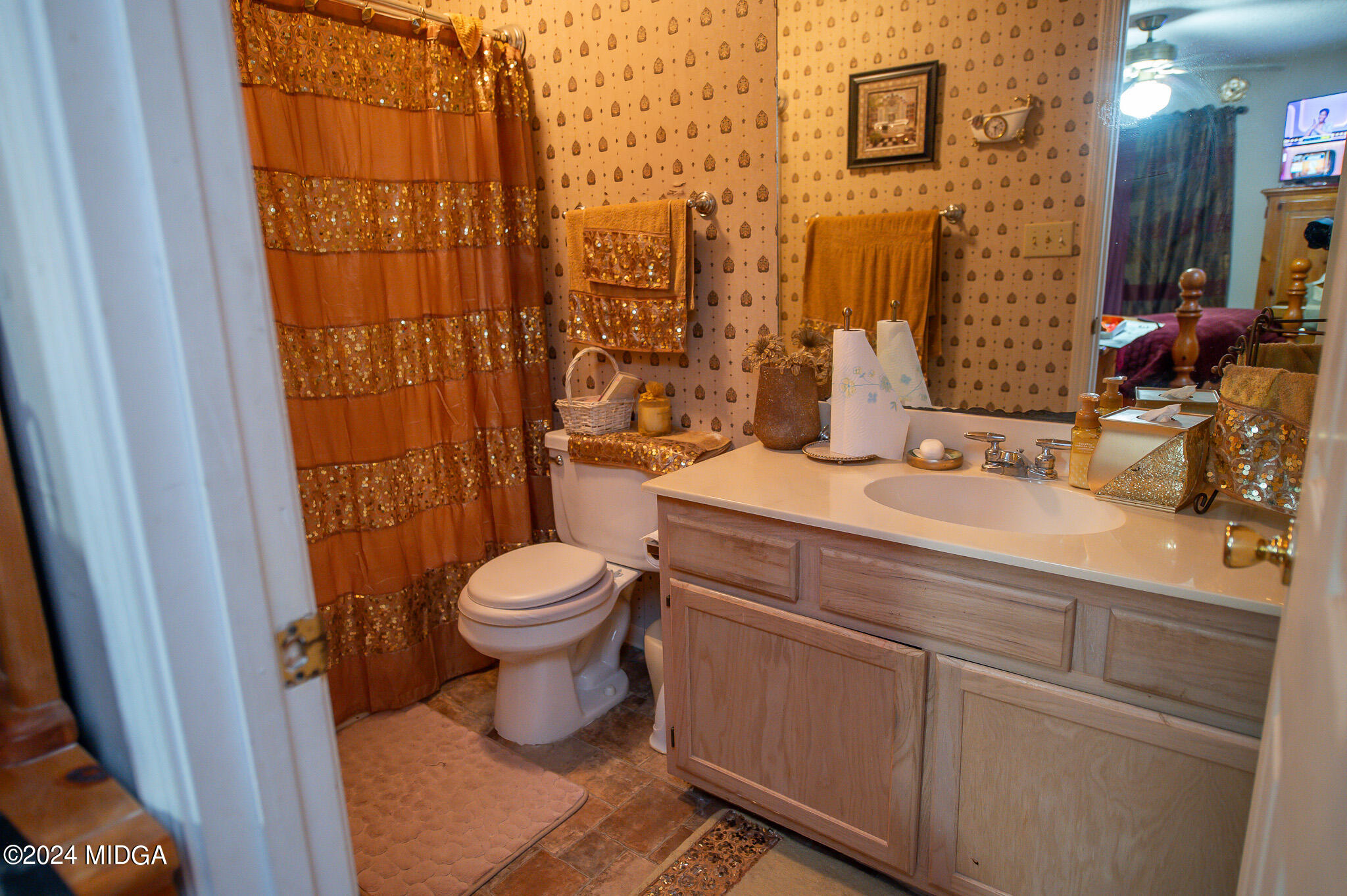 916 Ridge Crest Court Macon, GA 31204 - Photo 8 of 15 primary bathroom