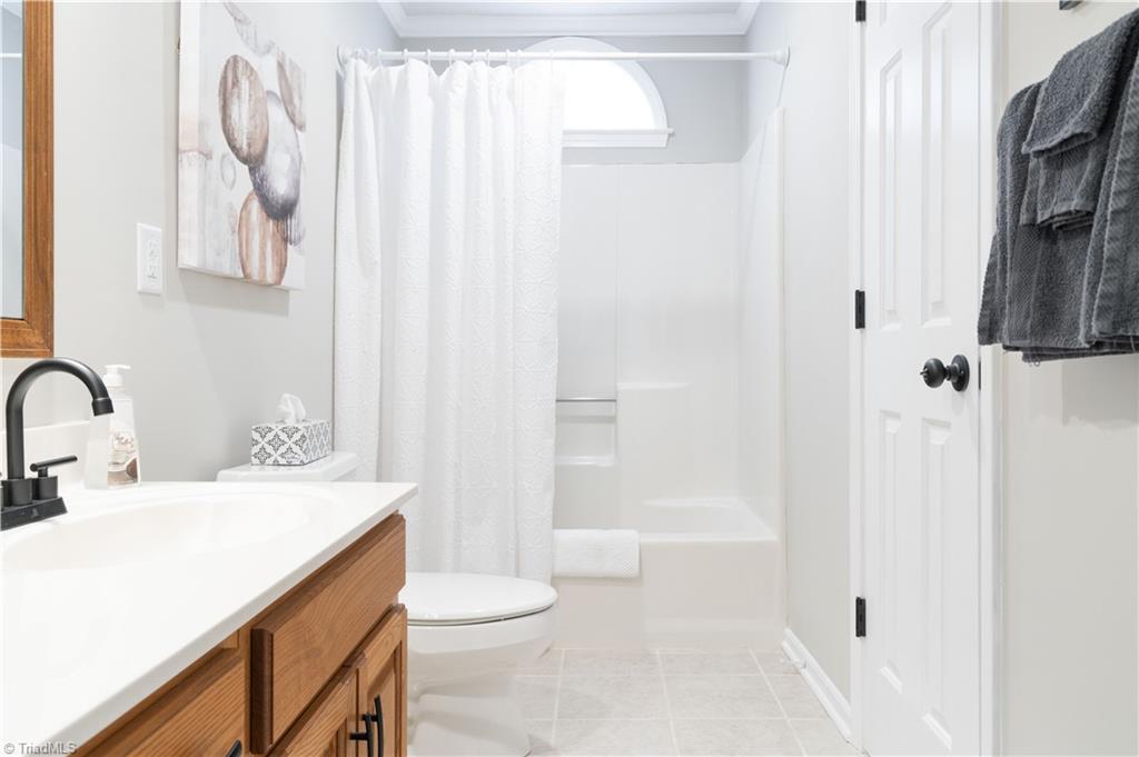 5437 Kingsbridge Road Winston-Salem, NC 27103 - Photo 43 of 50 Gallery Image 43