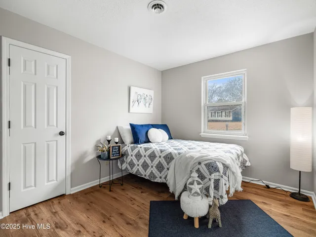 $240,000 | 203 Devon Court, Jacksonville, NC 28546