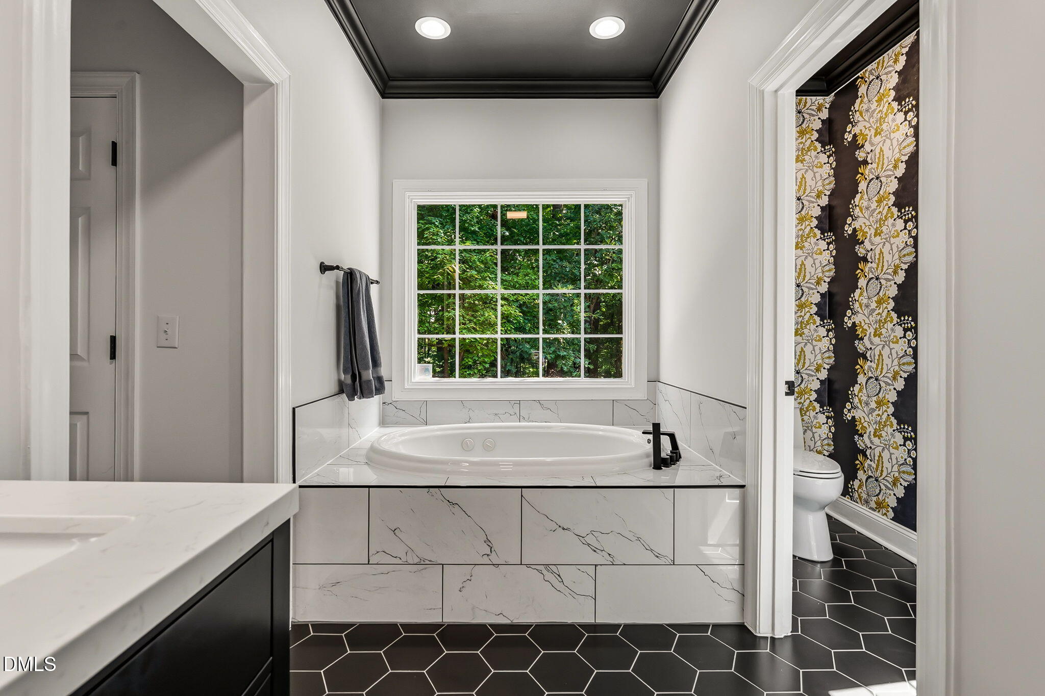 1005 Woodlot Ridge Road Chapel Hill, NC 27516 - Photo 13 of 59 56-web-or-mls-DSC04301