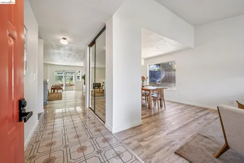 $895,000 | 5672 Torrey Pine Court, El Sobrante, CA 94803