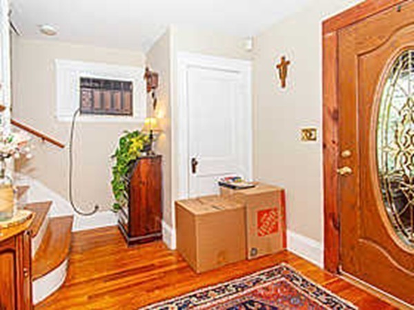 30 Bateswell Road Boston, MA 02124 - Photo 3 of 28 Gallery Image 3