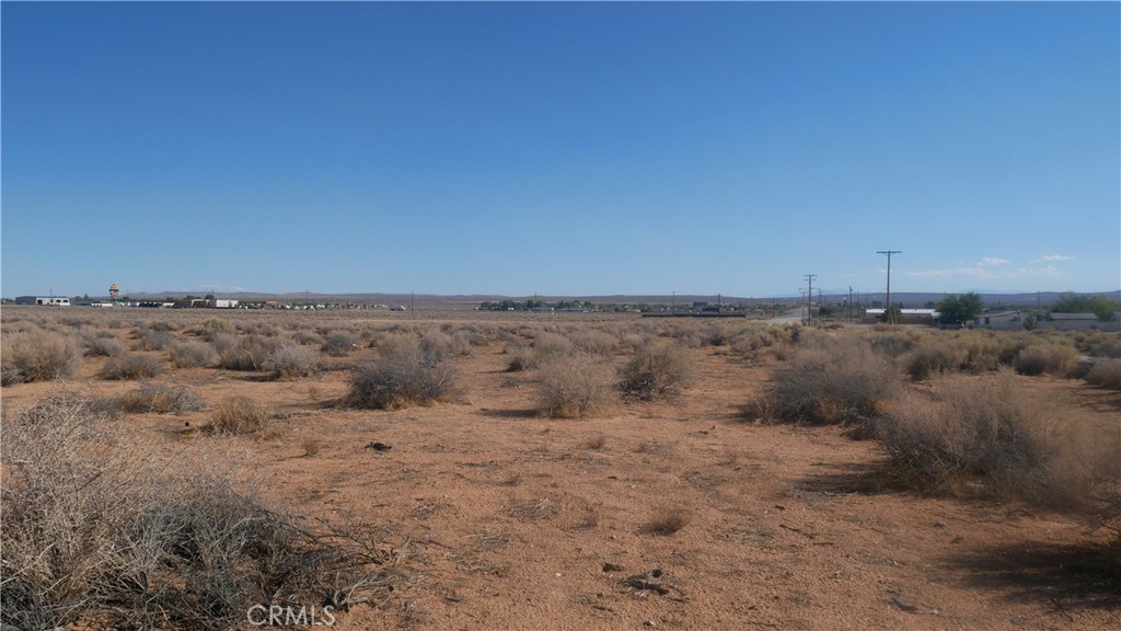 0 Castle Road Boron, CA 93516 - Photo 11 of 20 a view of beach and lake