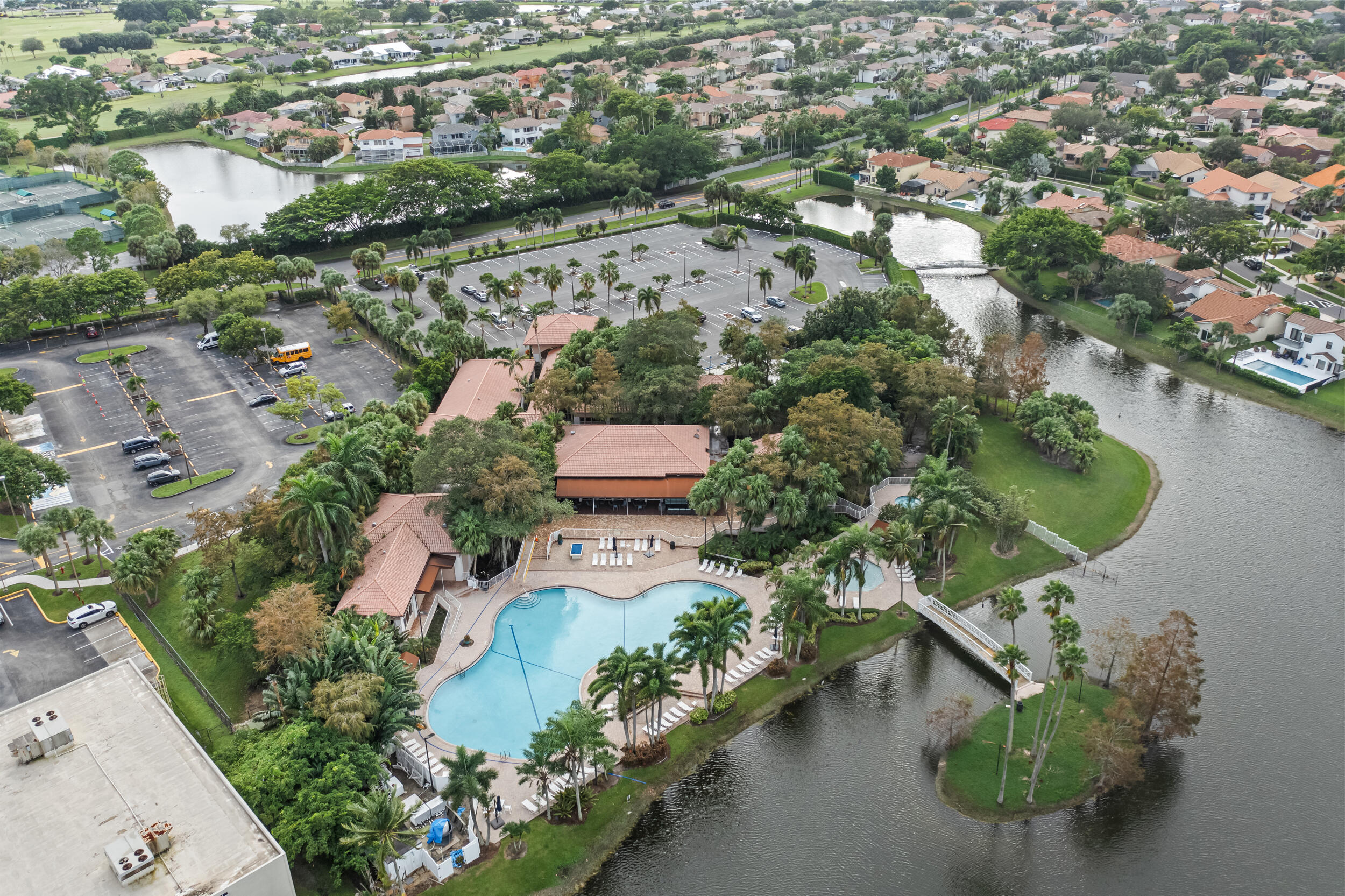 10432 Lake Vista Circle Boca Raton, FL 33498 - Photo 35 of 40 mission-bay4