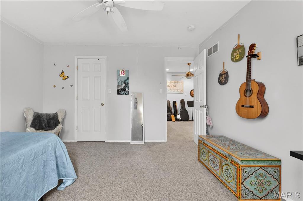 800 Whispering Village Circle Ballwin, MO 63021 - Photo 22 of 35