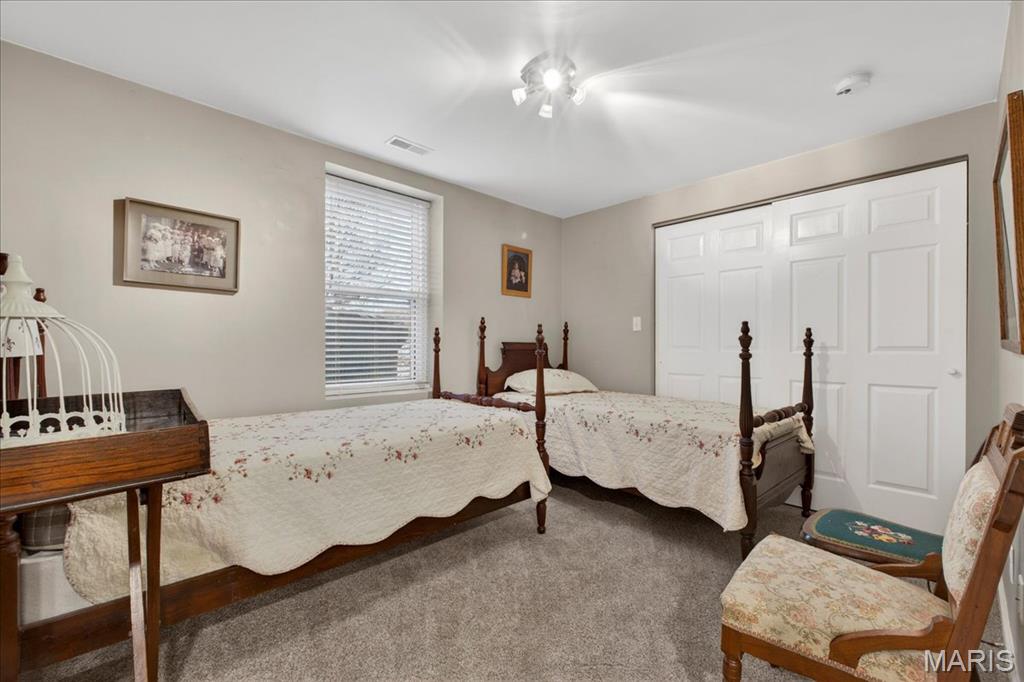 800 Whispering Village Circle Ballwin, MO 63021 - Photo 29 of 35