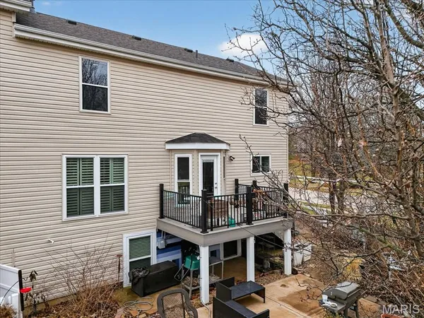 $410,000 | 800 Whispering Village Circle, Ballwin, MO 63021
