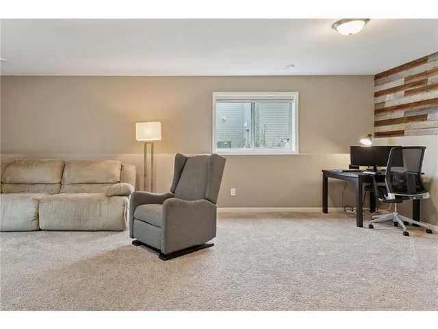 $2,400 | 211 Alva Street, Waconia, MN 55387