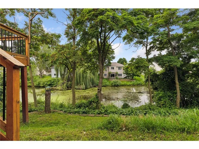 $2,400 | 211 Alva Street, Waconia, MN 55387