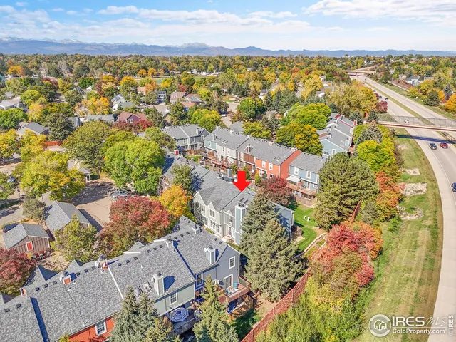 an aerial view of multiple house