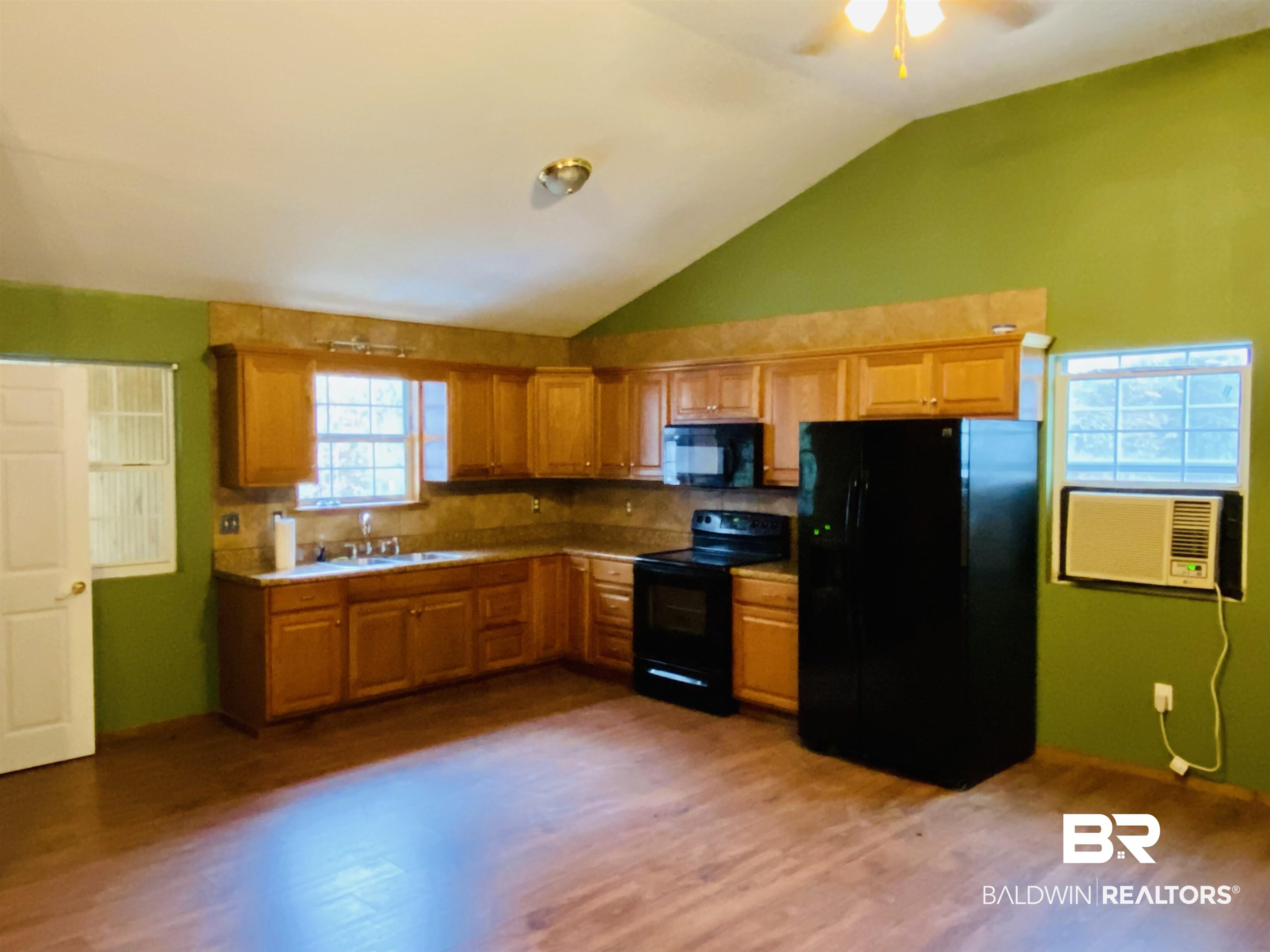 310 Pine Ridge Lane Brewton, AL 36426 - Photo 3 of 9