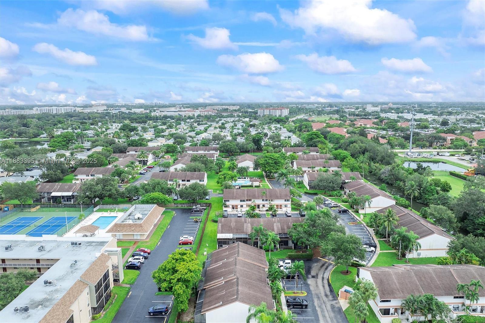 4347 Southwest 70th Terrace Davie, FL 33314 - Photo 29 of 32 a view of a city