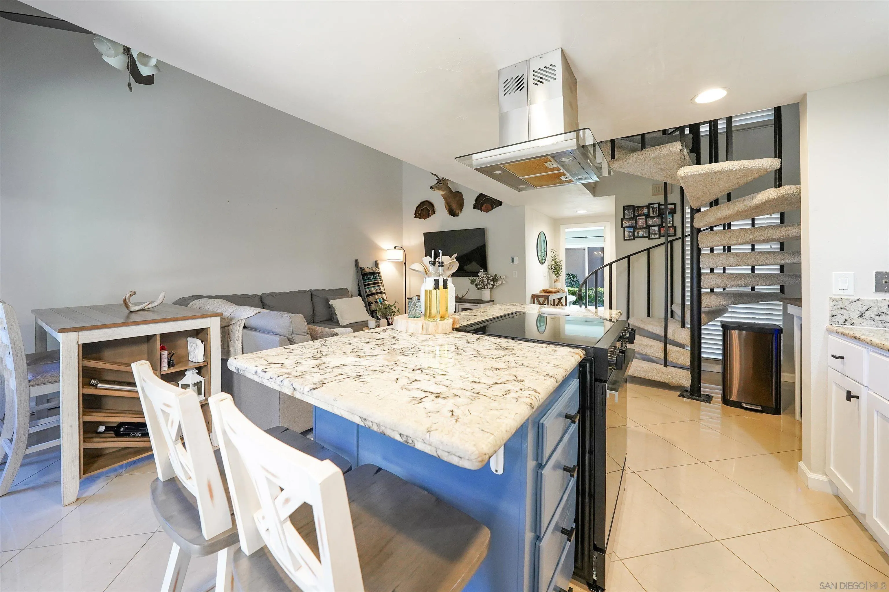 23658 Country Villa Road Ramona, CA 92065 - Photo 7 of 29 a large kitchen with a table and chairs