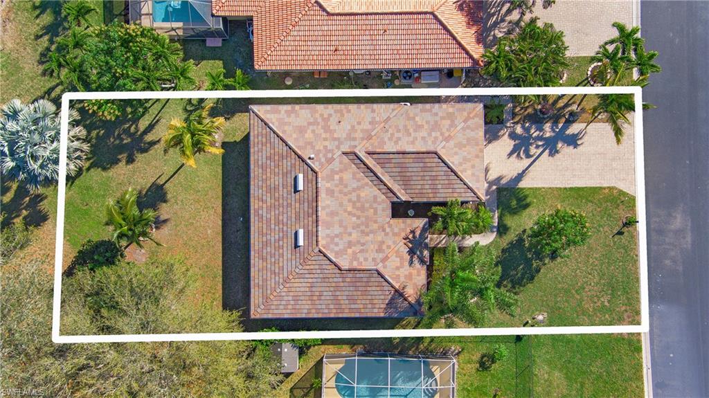 2921 Inlet Cove Lane East Naples, FL 34120 - Photo 37 of 48 an outdoor view from balcony