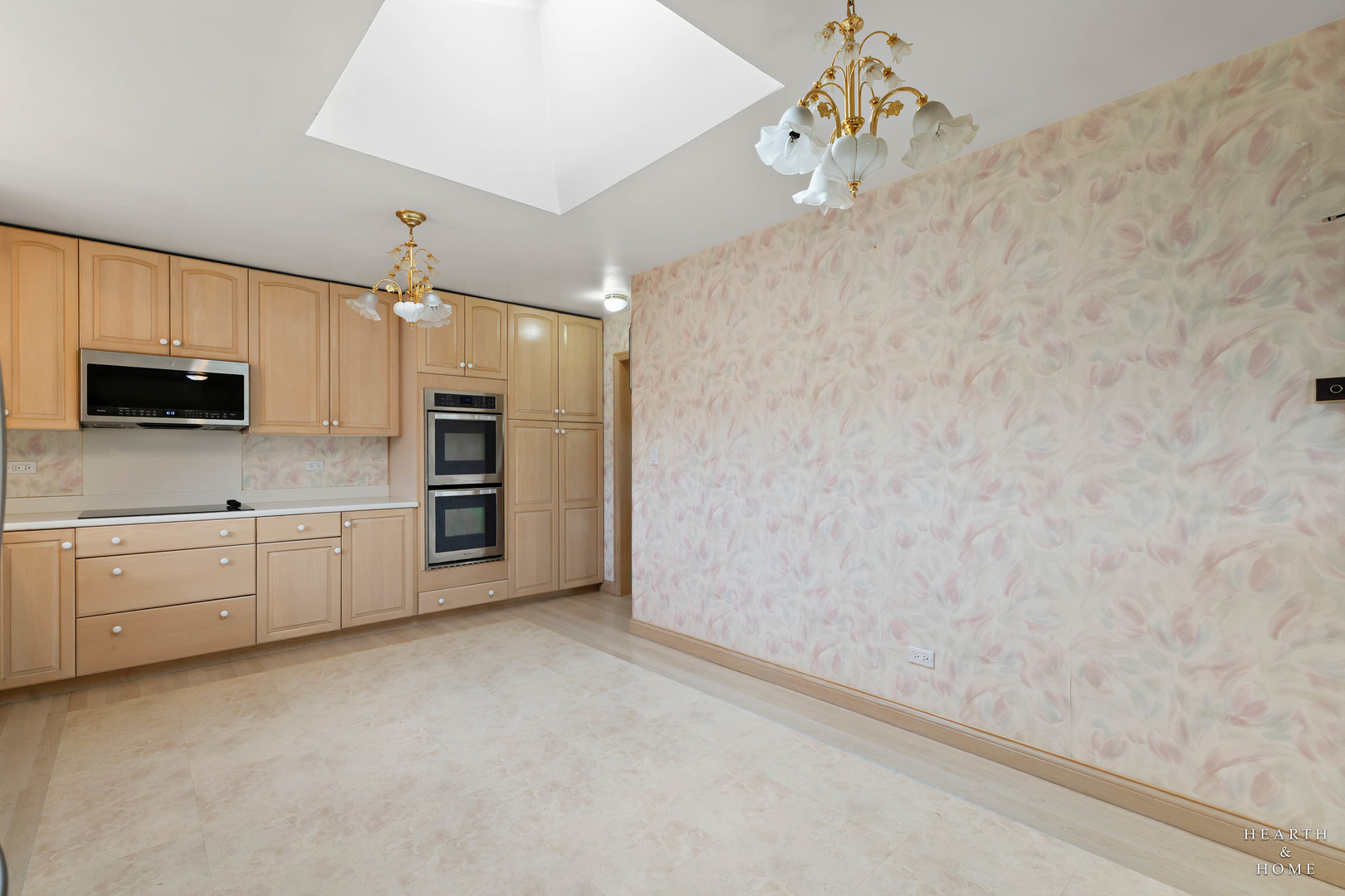 538 Westmere Road Des Plaines, IL 60016 - Photo 9 of 34