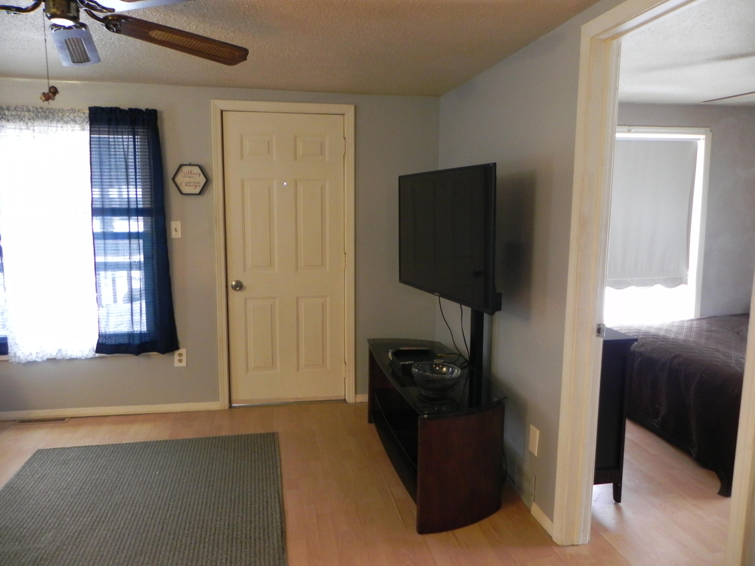 2652 Hall Road Muskegon, MI 49442 - Photo 5 of 36 383