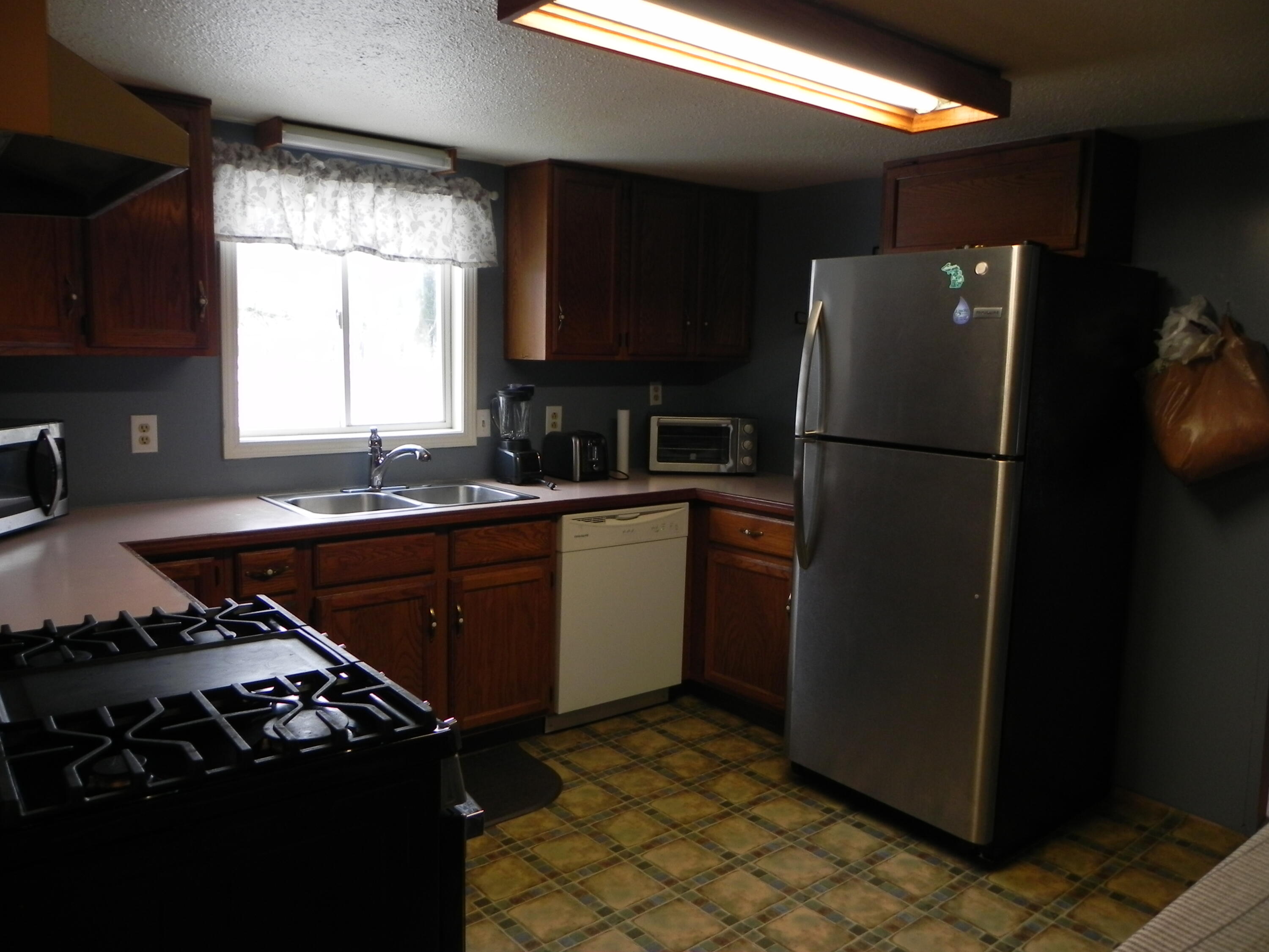 2652 Hall Road Muskegon, MI 49442 - Photo 7 of 36 387