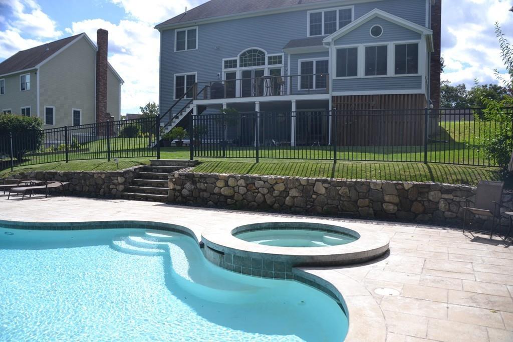 143 Carter Field Road North Andover, MA 01845 - Photo 39 of 40 Gallery Image 39