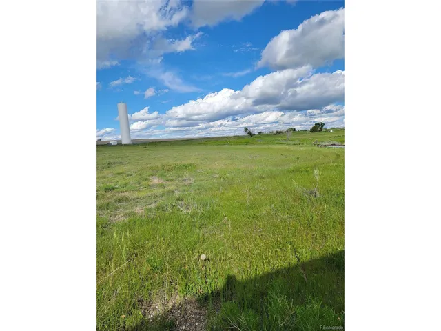 $70,000 | 5 11th` Way, Deer Trail, CO 80105