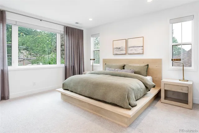 $7,990 | 909 Madison Street, Denver, CO 80206