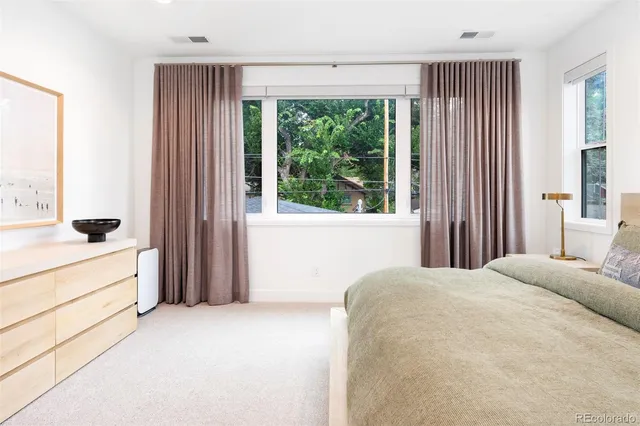 $7,990 | 909 Madison Street, Denver, CO 80206