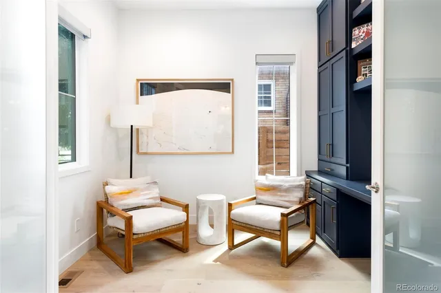 $7,990 | 909 Madison Street, Denver, CO 80206