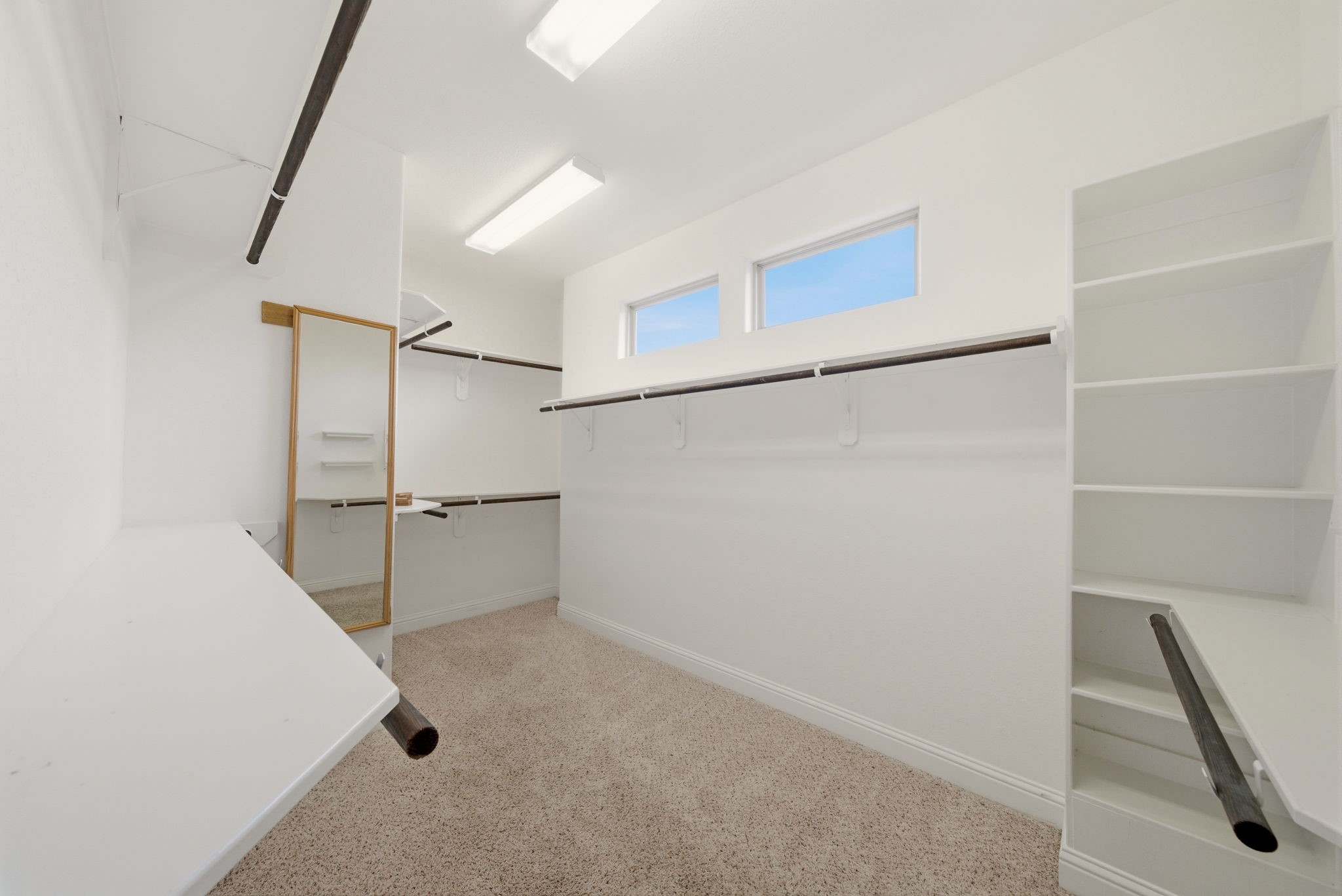 1113 West 18th Street, Unit A Houston, TX 77008 - Photo 12 of 21 a view of an empty room