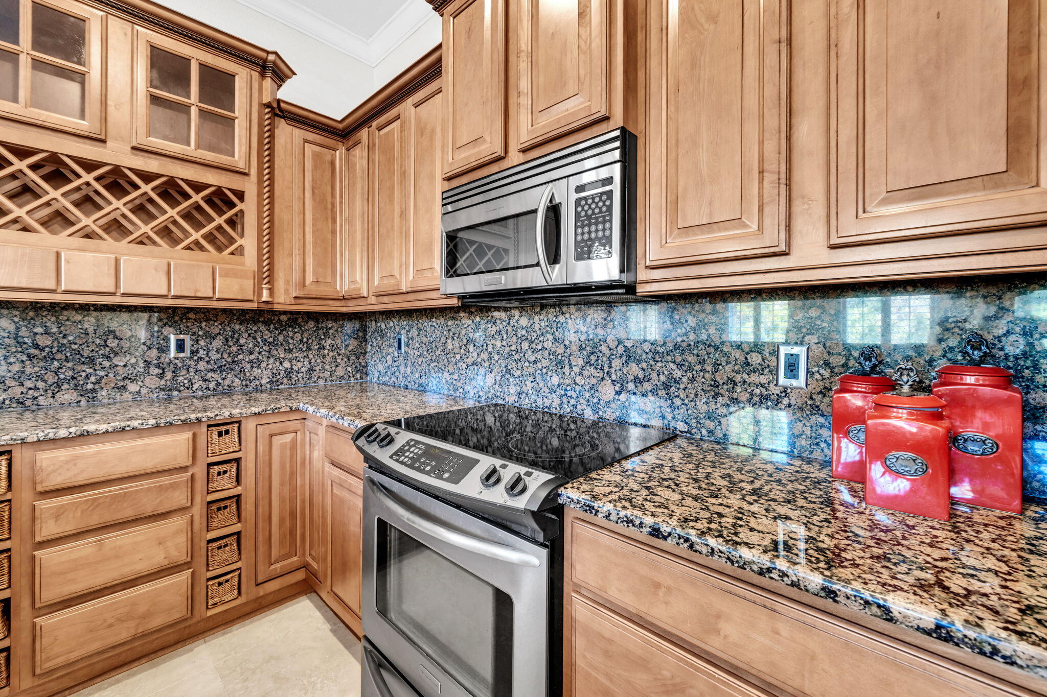 276 Calusa Boulevard Destin, FL 32541 - Photo 8 of 33 Kitchen