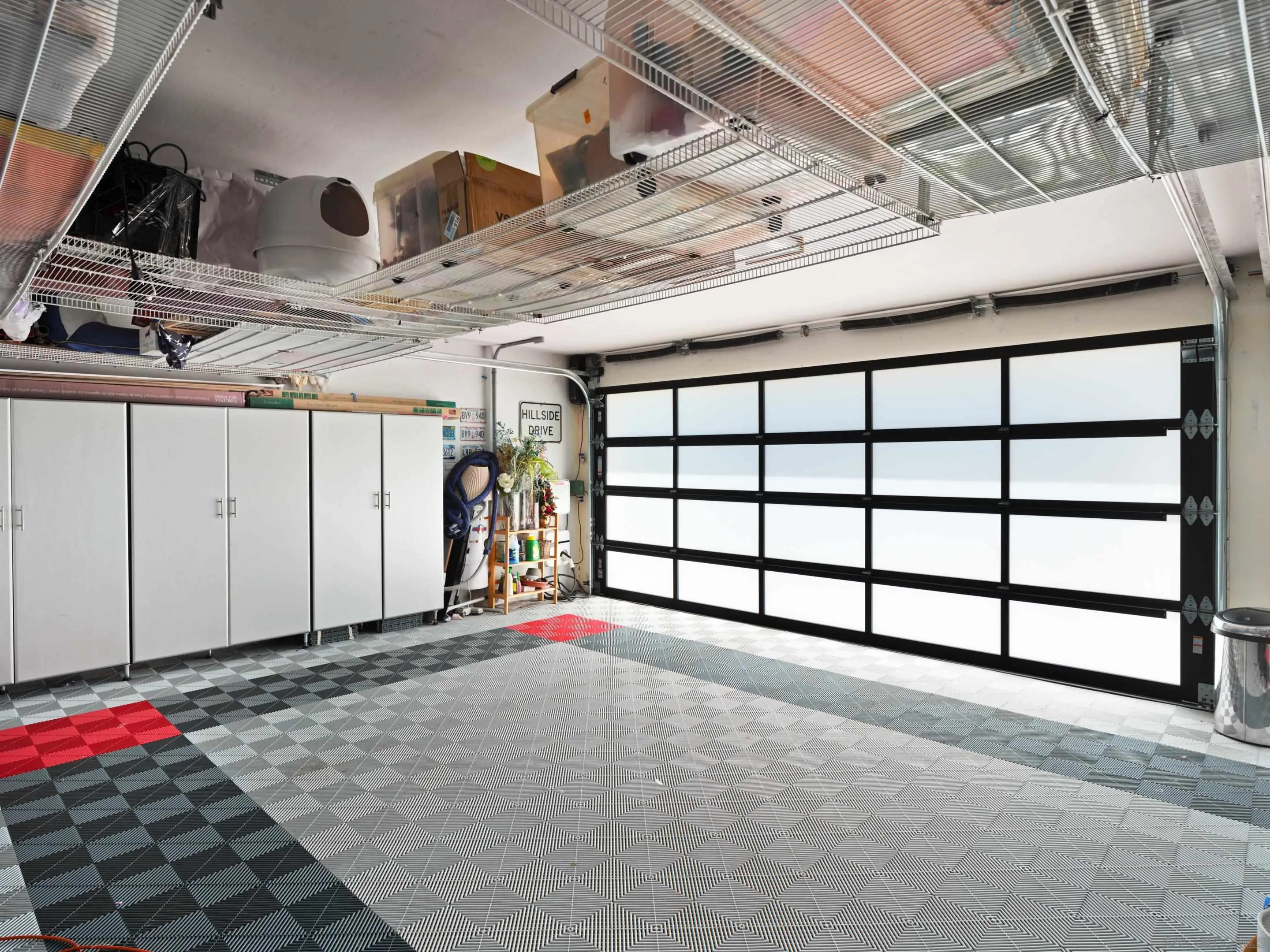 7403 Hillside Drive La Jolla, CA 92037 - Photo 49 of 52 a view of a garage