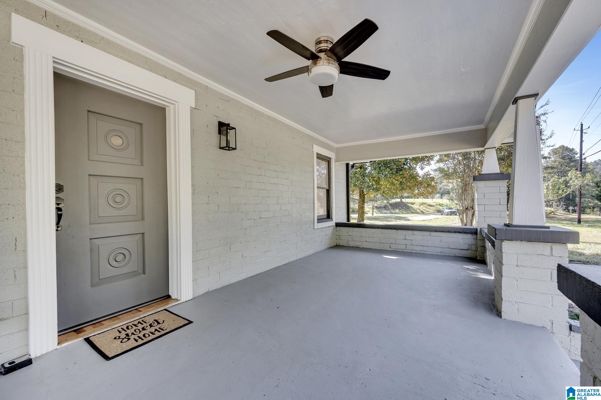 925 Loop Road Warrior, AL 35180 - Photo 3 of 28