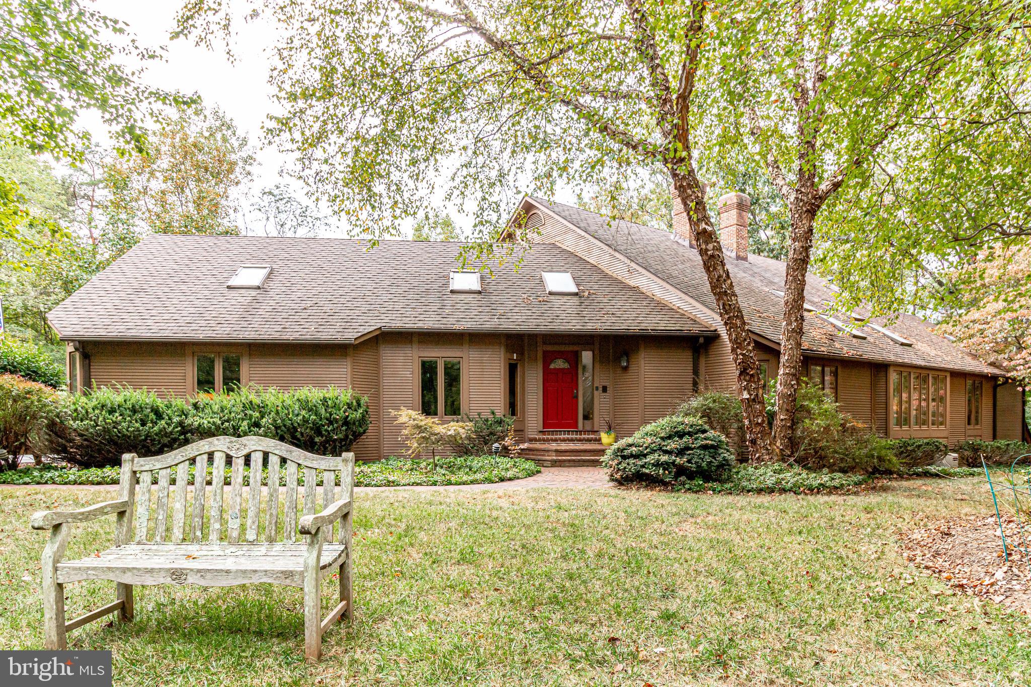 10505 Hunters Valley Road Vienna, VA 22181 - Photo 1 of 64 Gallery Image 1
