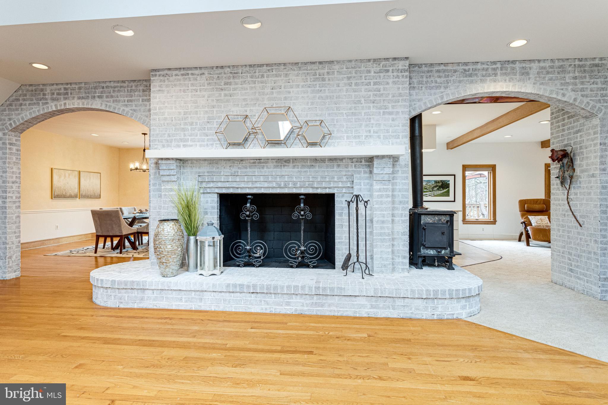 10505 Hunters Valley Road Vienna, VA 22181 - Photo 11 of 64 Gallery Image 11