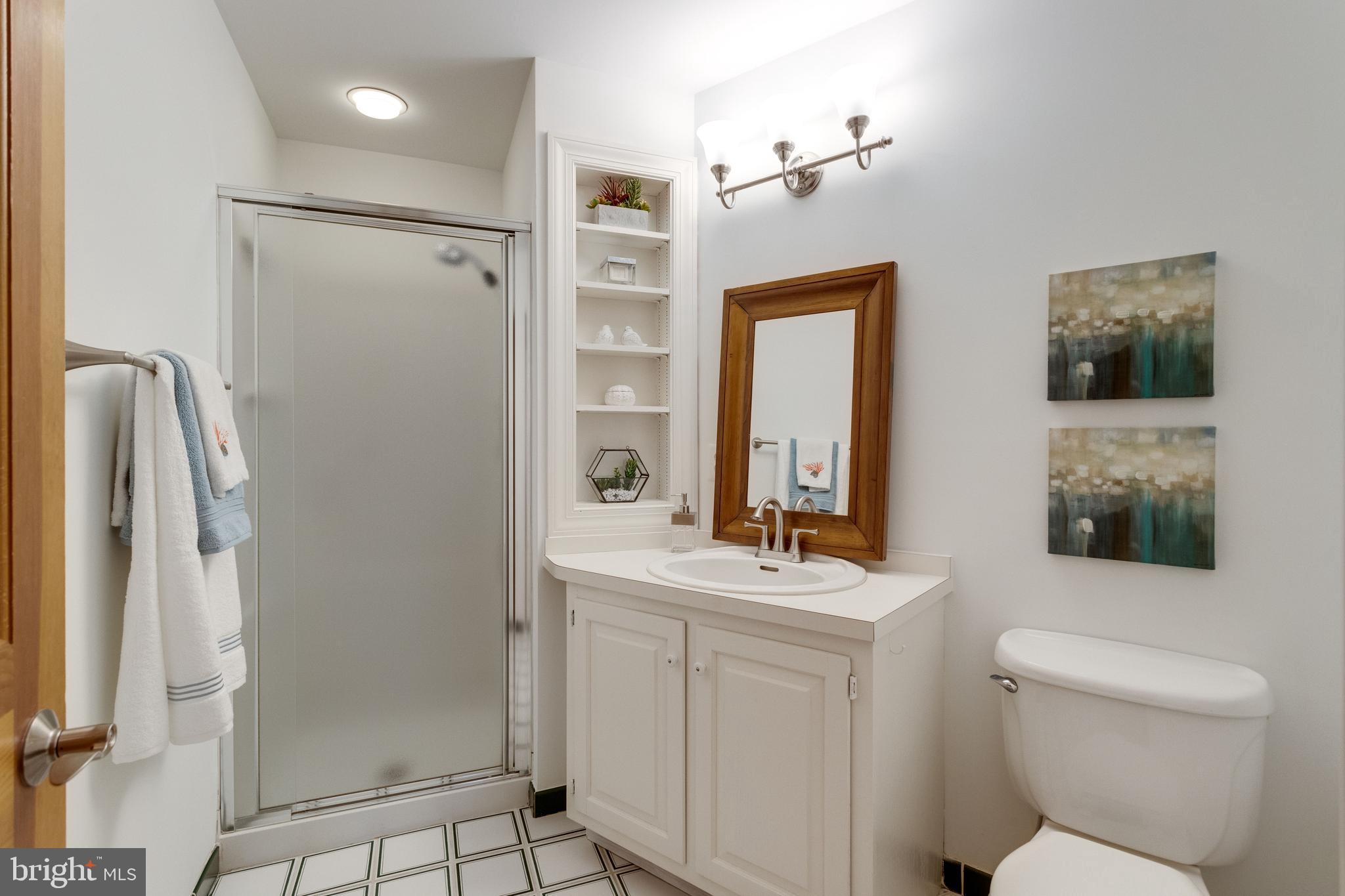 10505 Hunters Valley Road Vienna, VA 22181 - Photo 27 of 64 Gallery Image 27