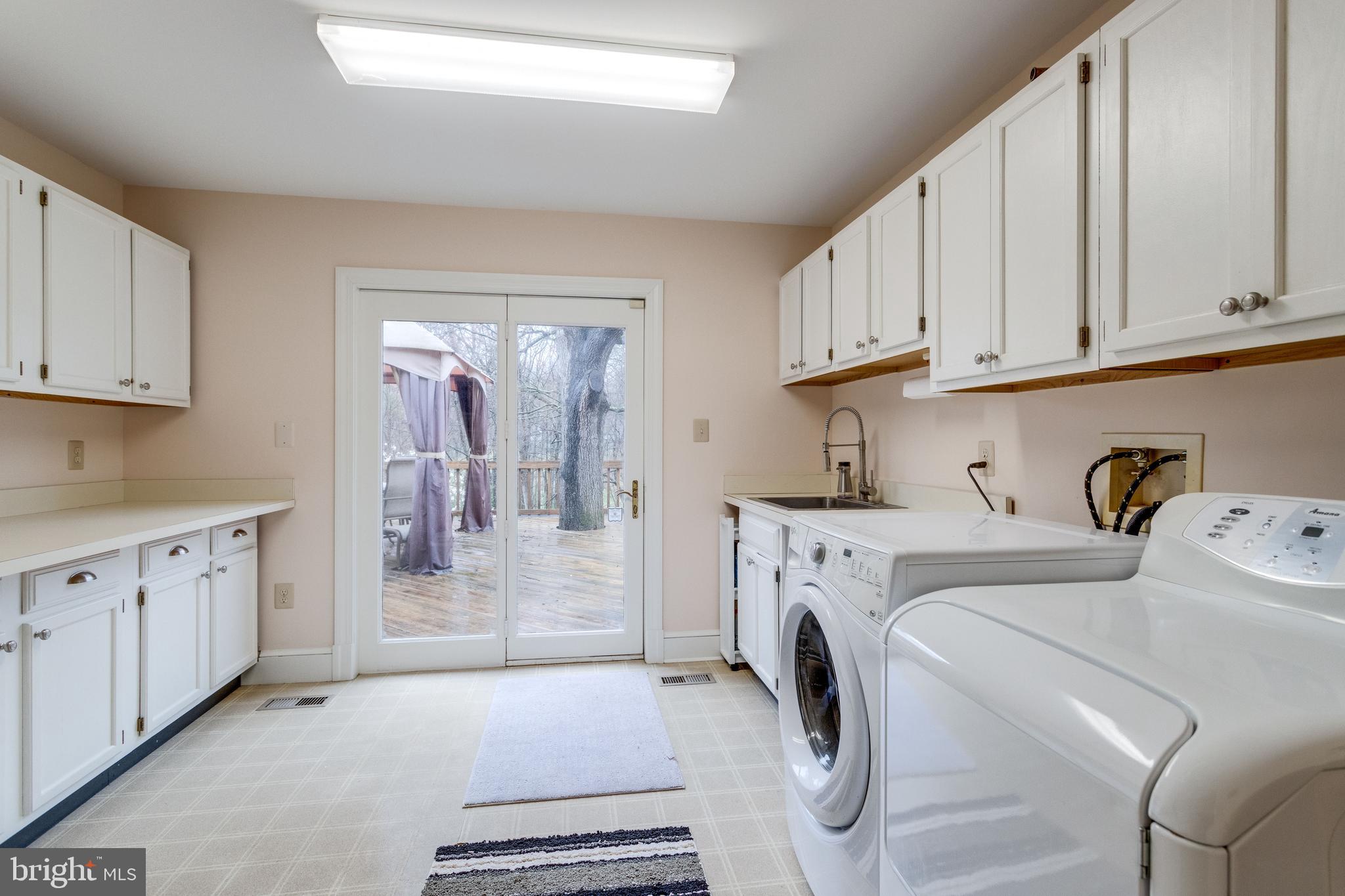 10505 Hunters Valley Road Vienna, VA 22181 - Photo 39 of 64 Gallery Image 39