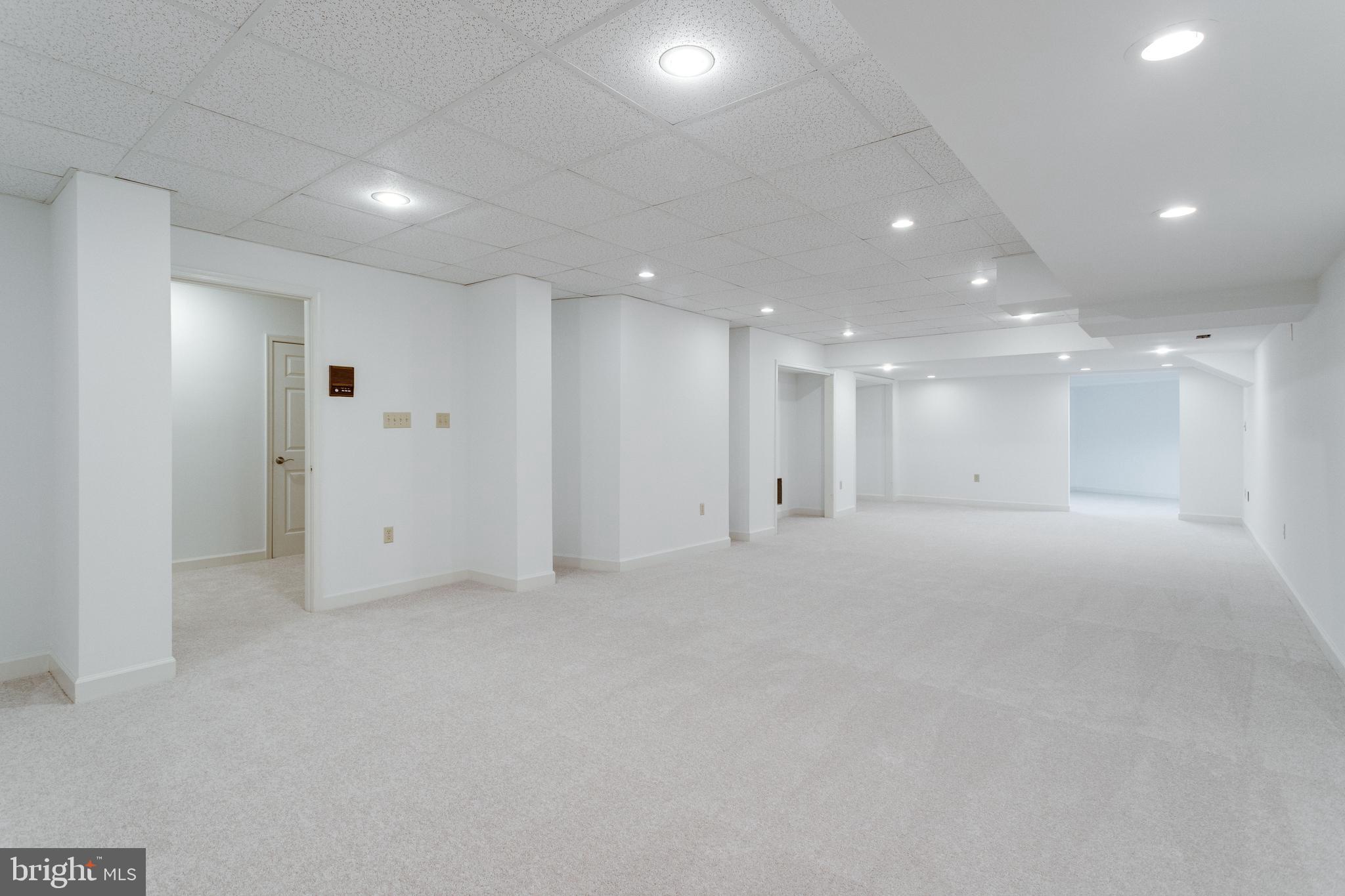 10505 Hunters Valley Road Vienna, VA 22181 - Photo 45 of 64 Gallery Image 45