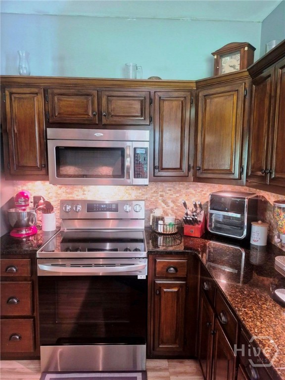 453 Borders Road Commerce, GA 30530 - Photo 23 of 54 Kitchen 2
